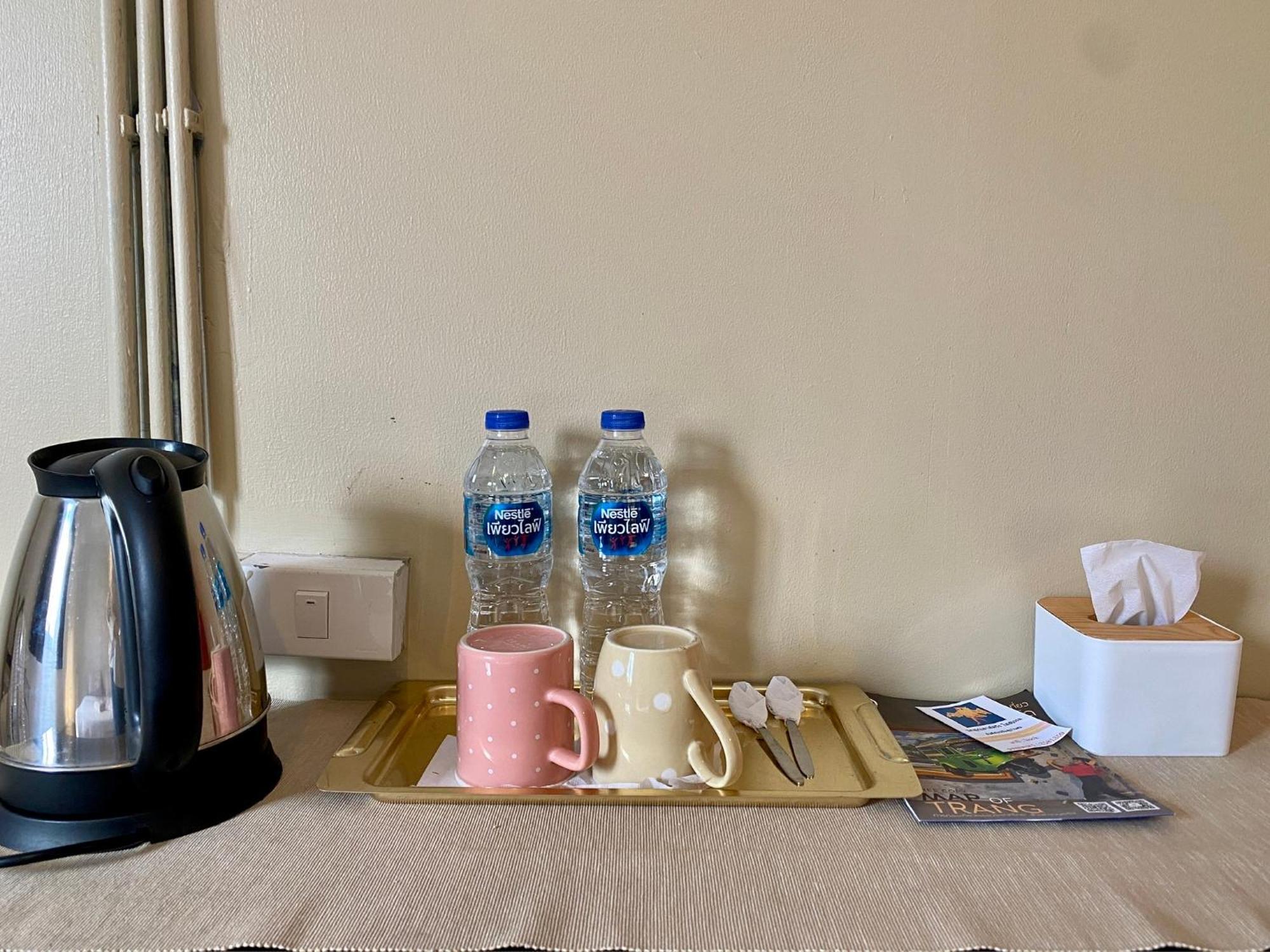 Nokhook House Hostel Trang Luaran gambar