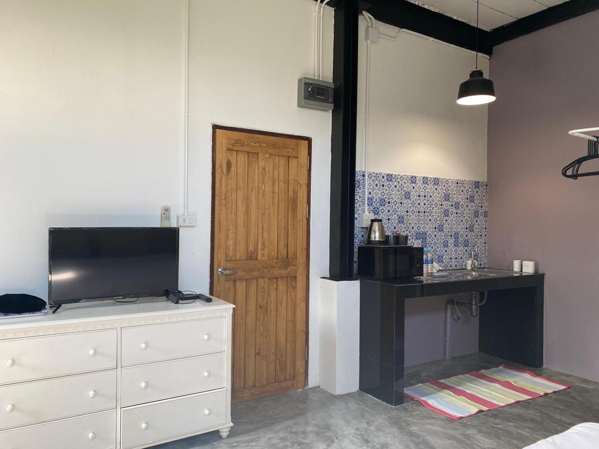 Nokhook House Hostel Trang Luaran gambar