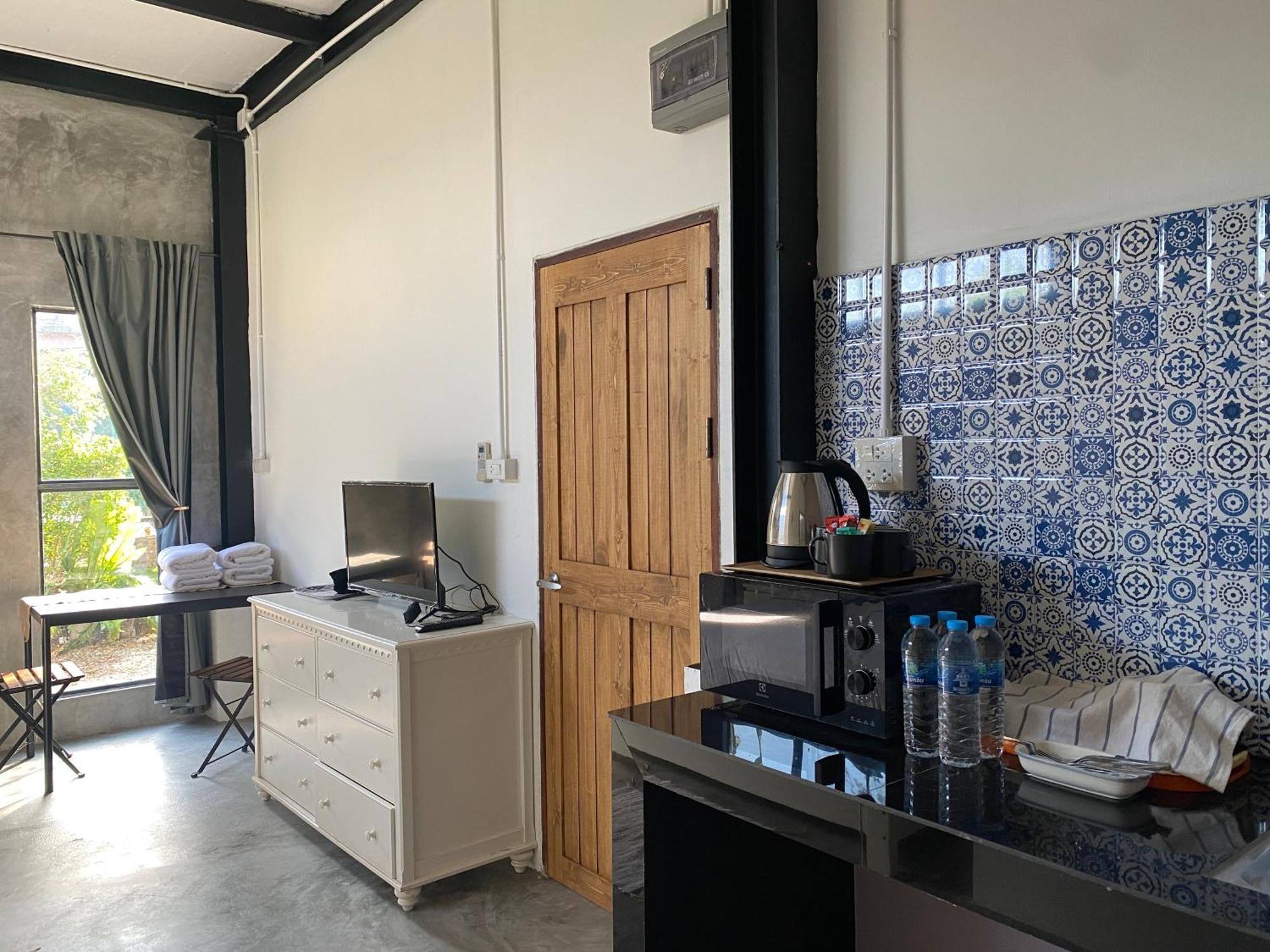 Nokhook House Hostel Trang Luaran gambar