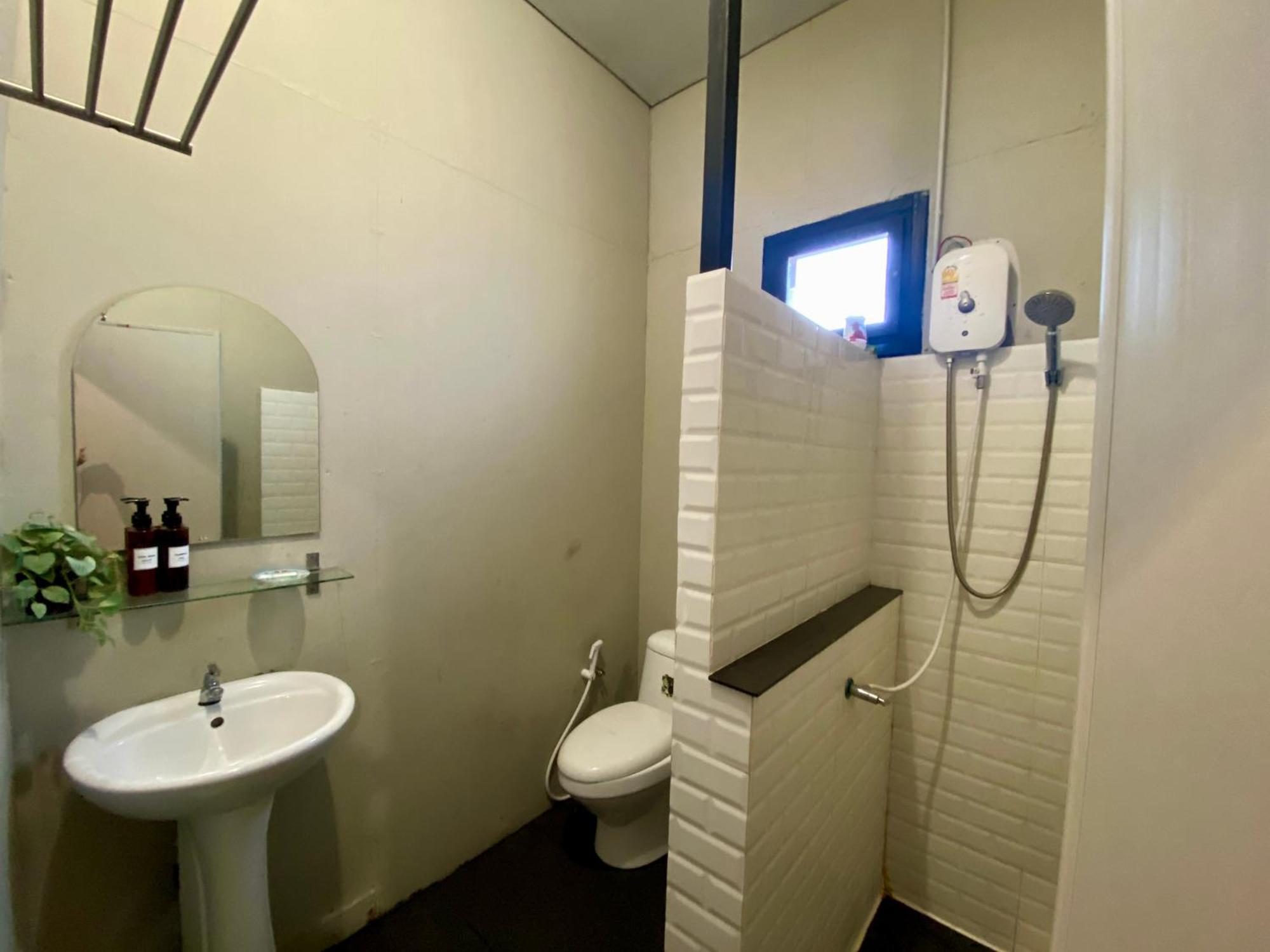 Nokhook House Hostel Trang Luaran gambar